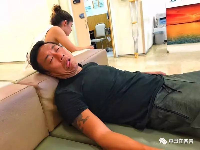直播英国与西班牙_直播英国雇佣兵是真的吗_英国直播